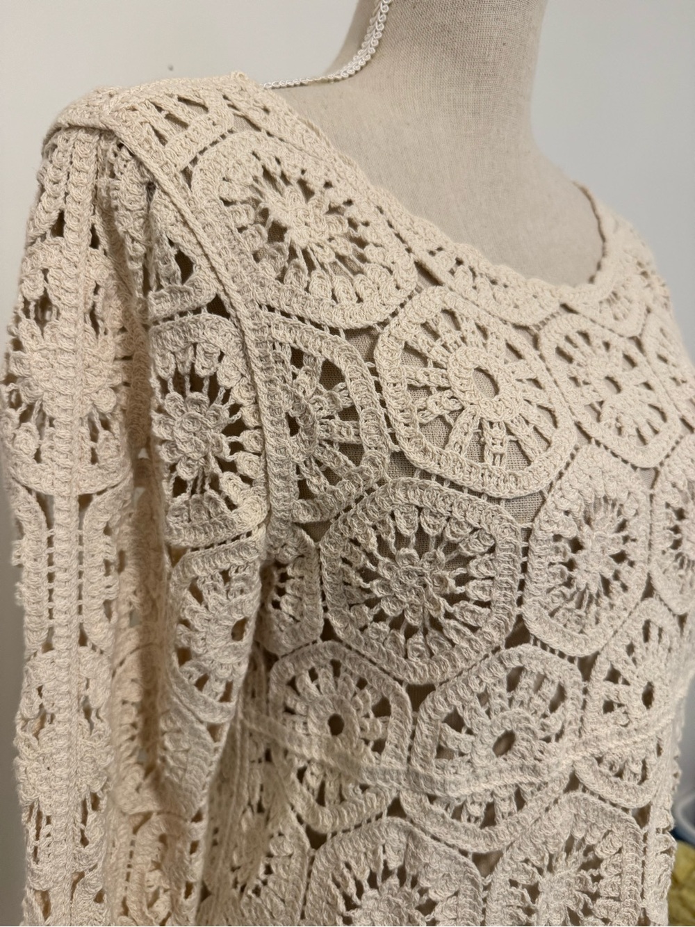 Ultra Pink Crochet Scoop Neck Knit Top Sweater - Cream Bohemian Size XS - Picture 2 of 10